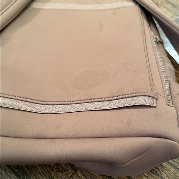 DAGNE DOVER DAKOTA NEOPRENE BACKPACK